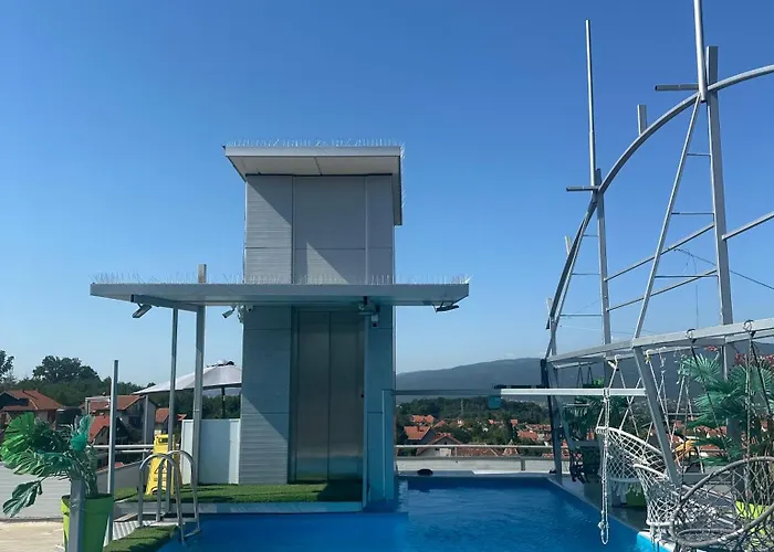 407 Elegant Lejlighed *