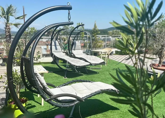 407 Elegant Lejlighed